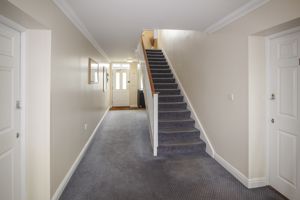 COMMUNAL HALLWAY- click for photo gallery